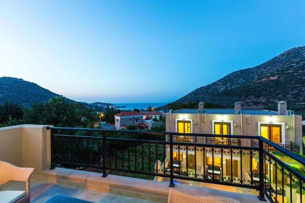 Pantheon Villas & Suites Vlikhádha Exterior foto